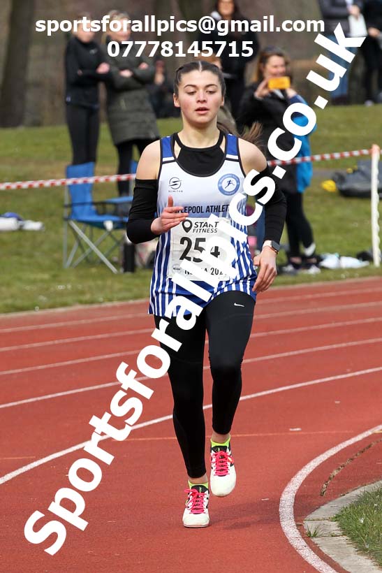 800 metres, 2021 NECAA Open Graded Meeting, Morpeth. Photo: David T. Hewitson/Sports for All Pics